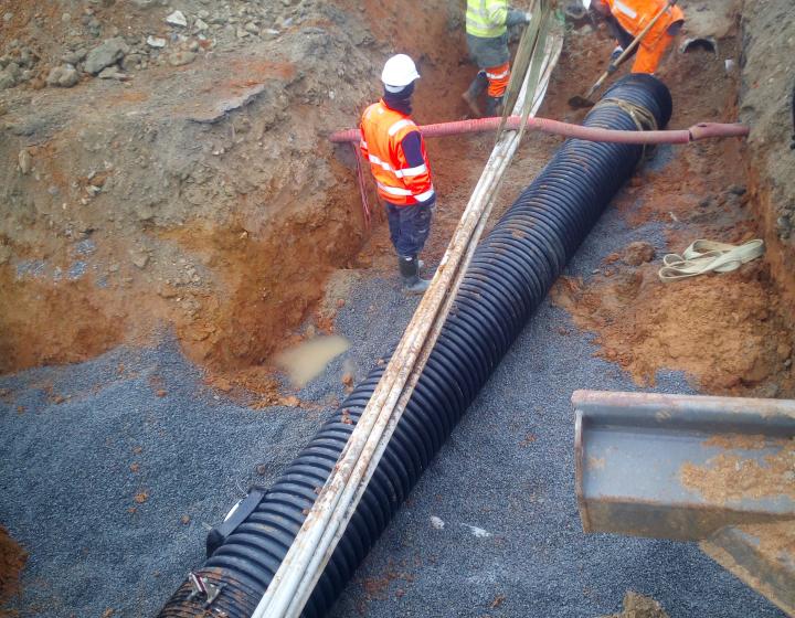 Pose canalisation